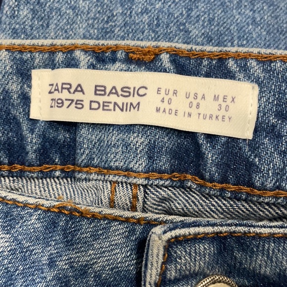Zara 1975 Basic Denim Cigarette Jean with Frill Trim - Picture 10 of 10